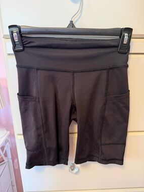 Aeropostale Black High-Rise Bike Shorts with Side Pockets